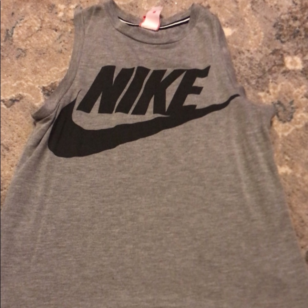nike grey shirt